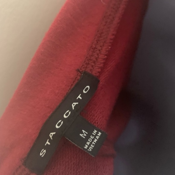 Sweaters. - Picture 10 of 16